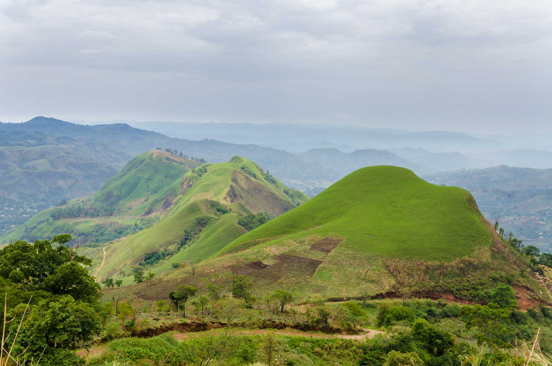 Trekking & Hiking in the Atlantika Mountains