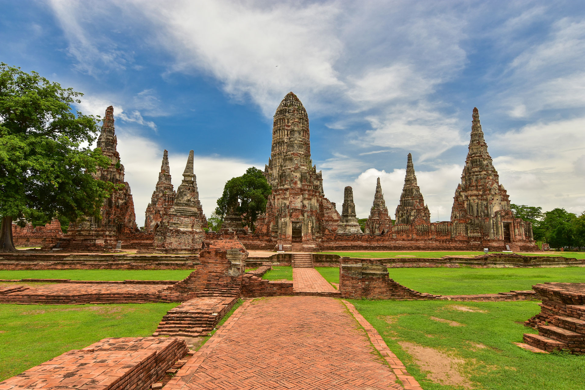 Laos and Thailand Overland Discovery